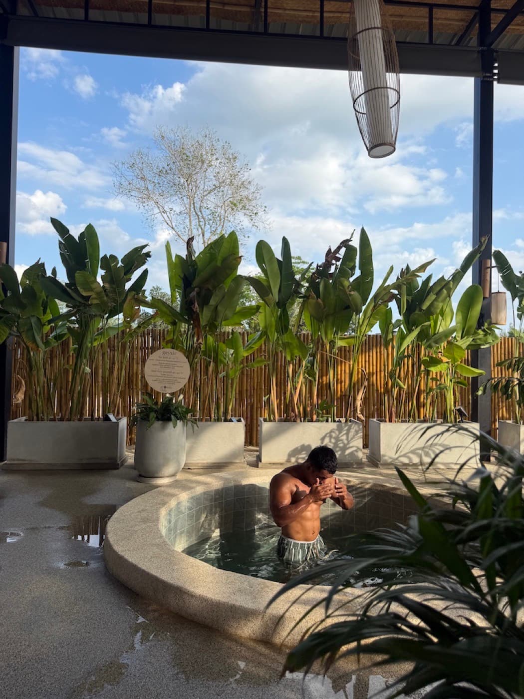 The geysir hot bath at Growth Club